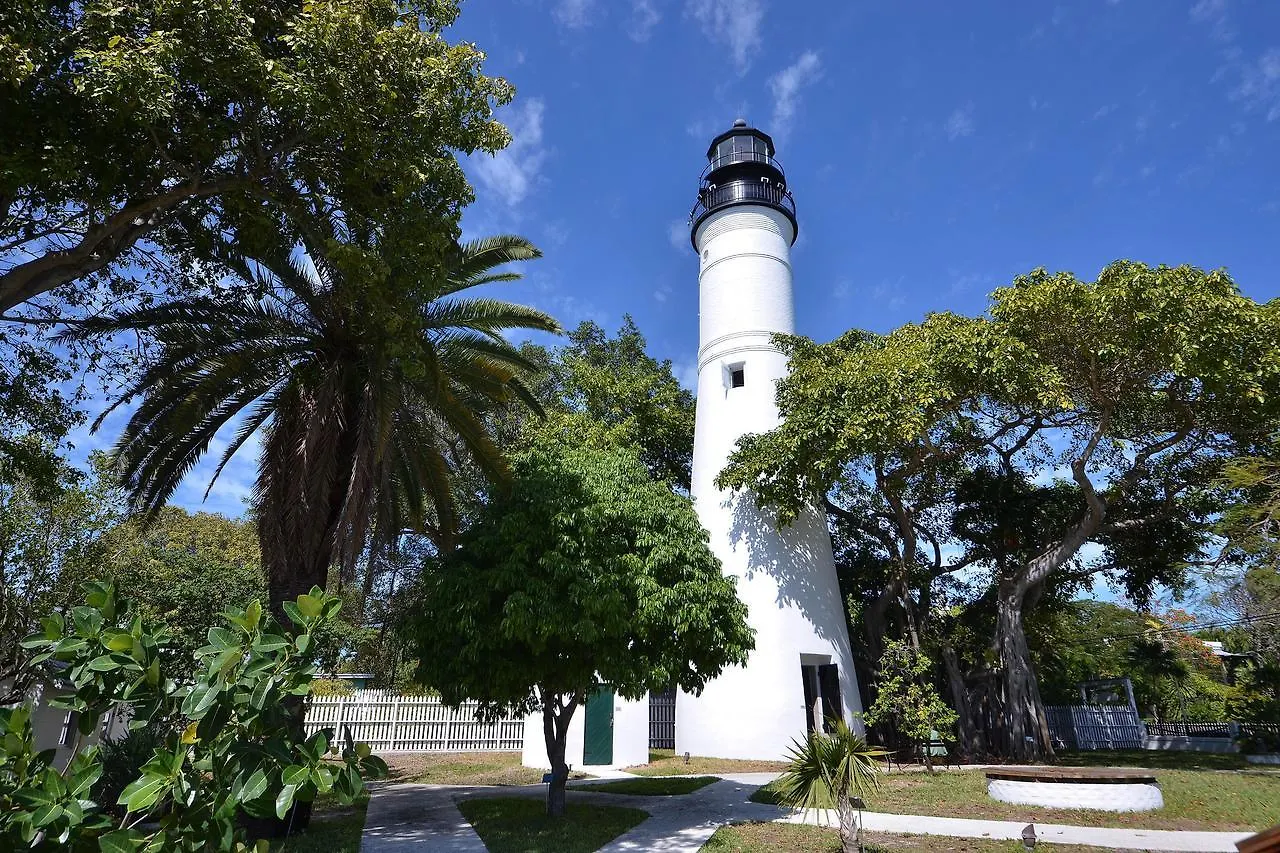 The Frontier Flat Apartment Key West